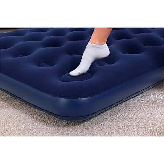 💥 Matelas gonflable avec pompe intégrée au pied
